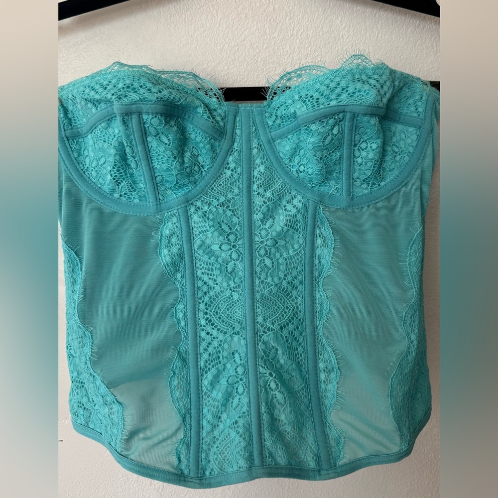 Strapeless Blue Coset Top